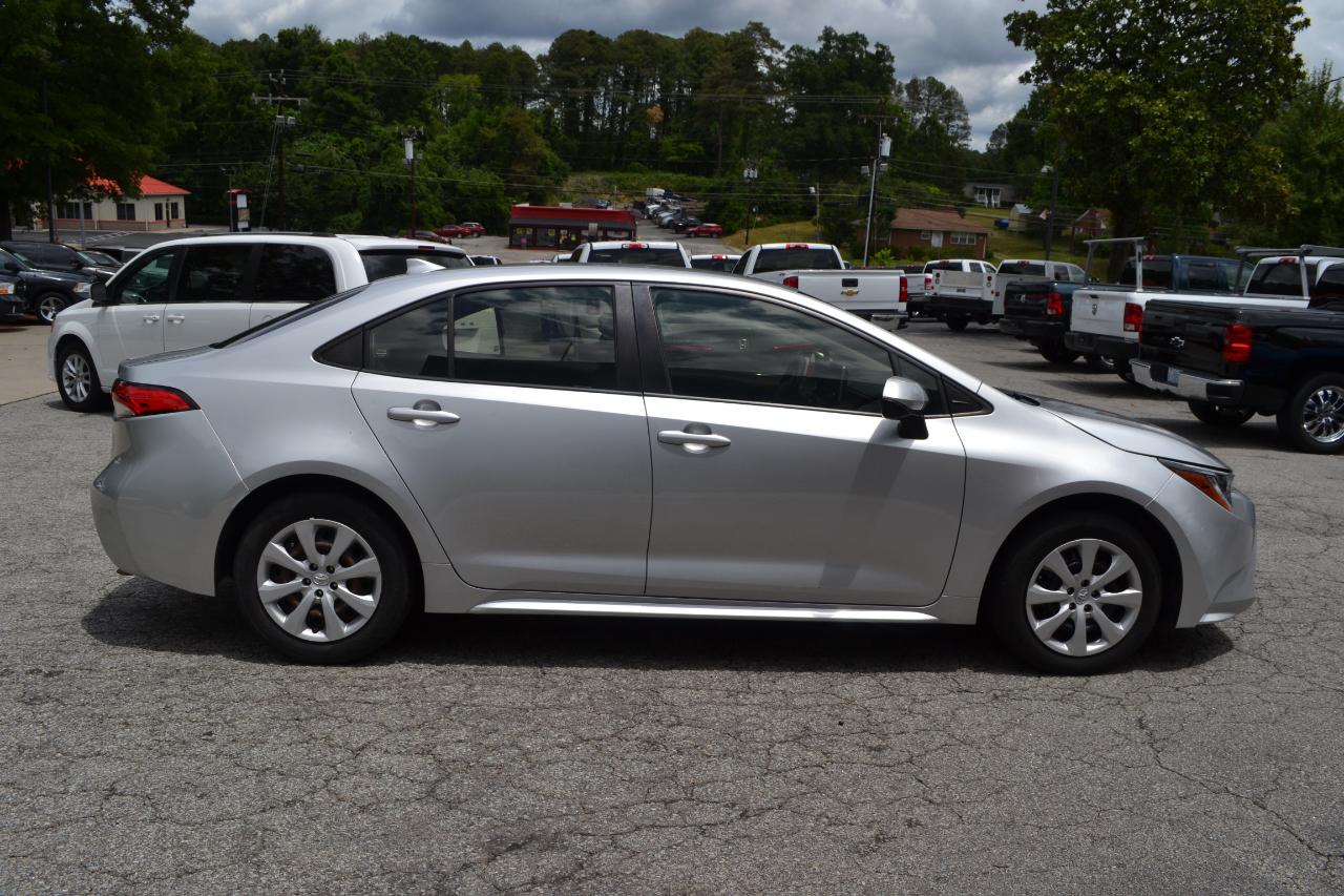 Toyota Corolla LE 2021