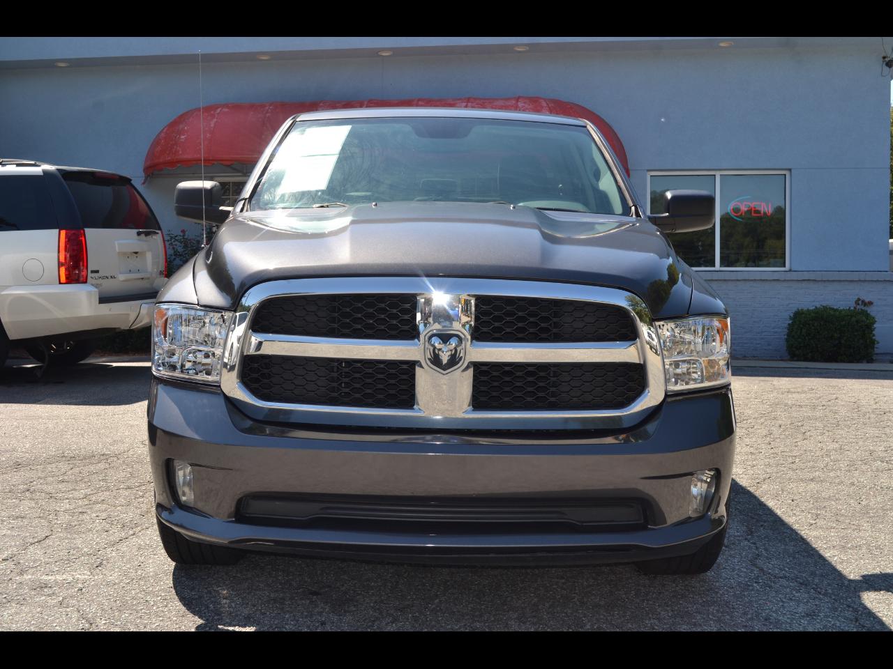 RAM 1500 Tradesman Quad Cab 2WD 2018