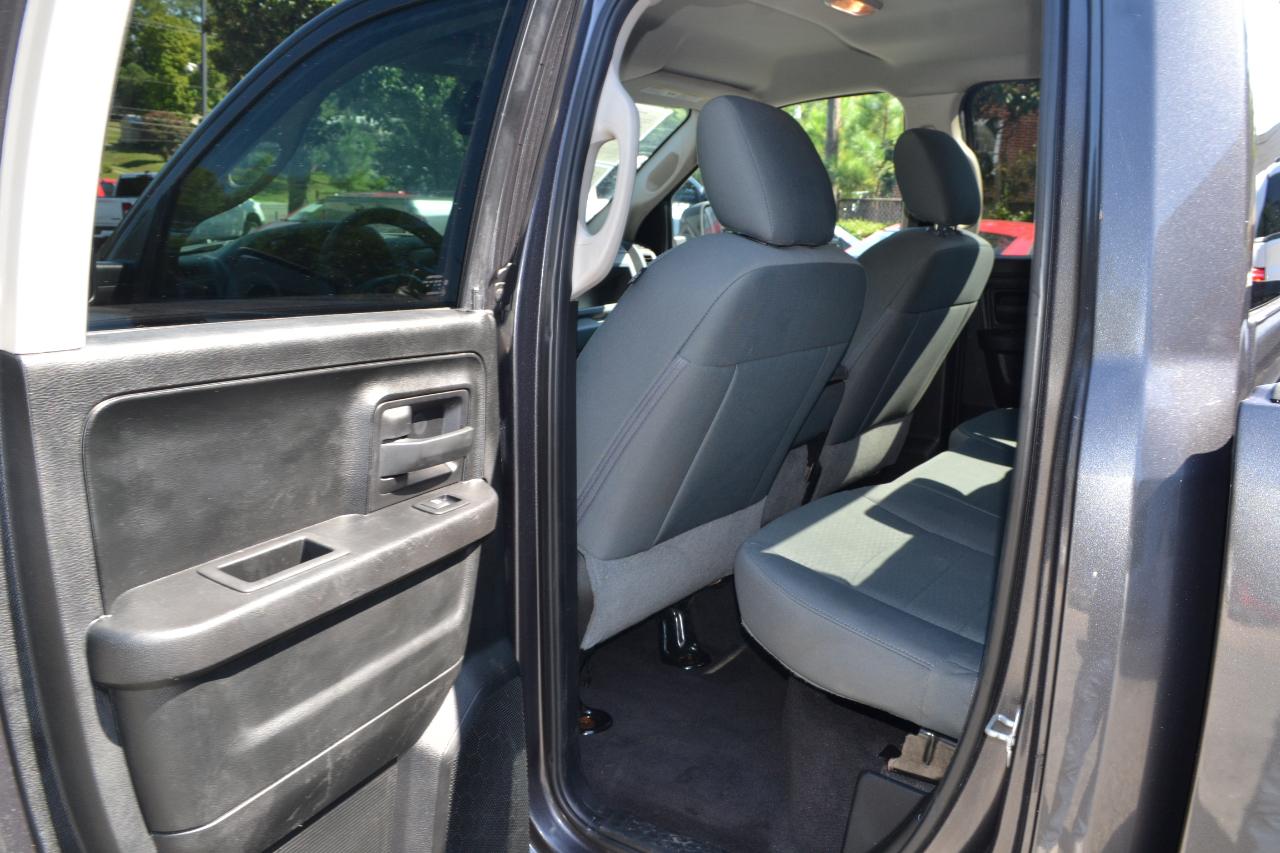 RAM 1500 Tradesman Quad Cab 2WD 2018