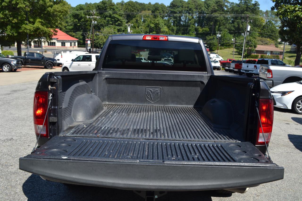 RAM 1500 Tradesman Quad Cab 2WD 2018