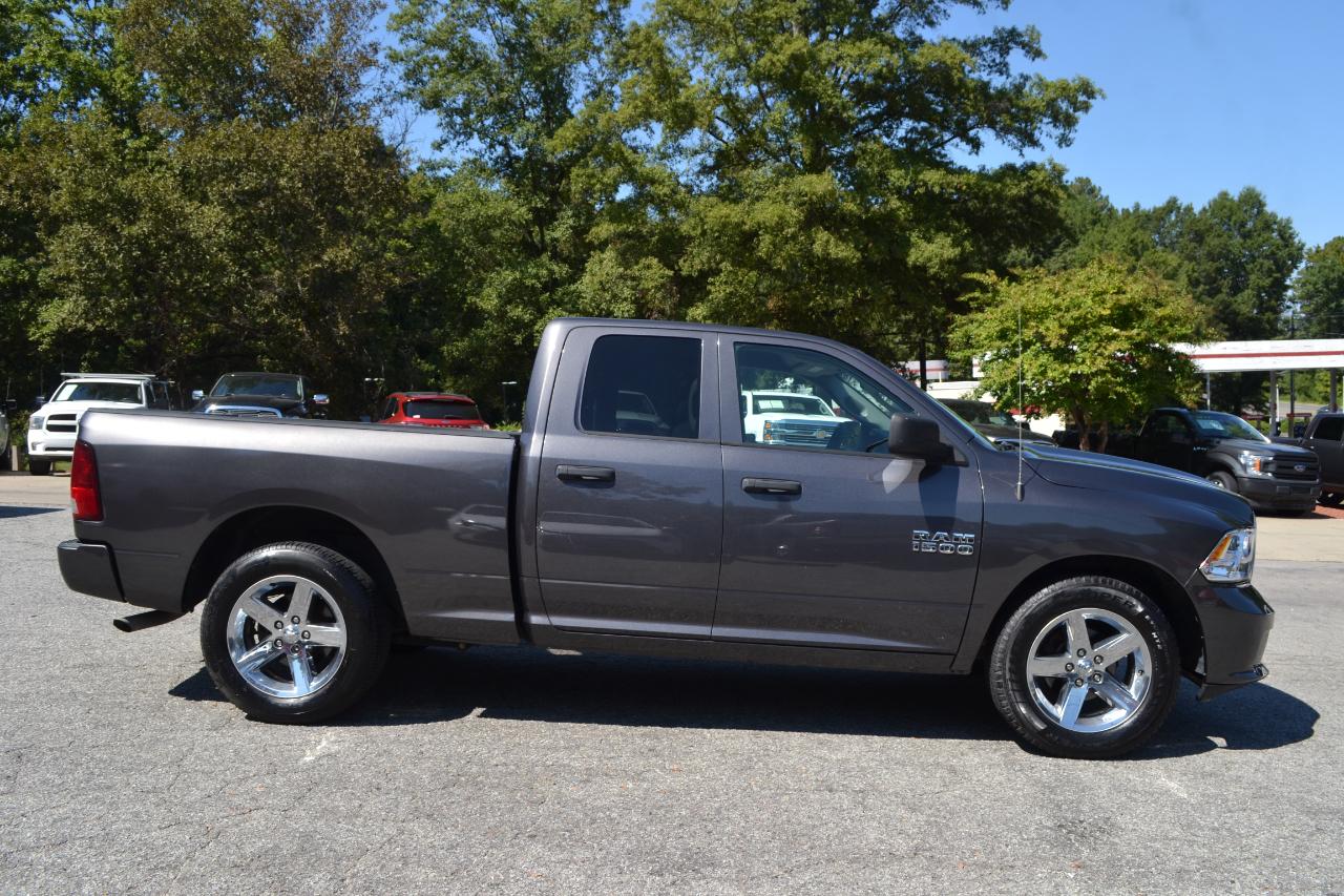 RAM 1500 Tradesman Quad Cab 2WD 2018