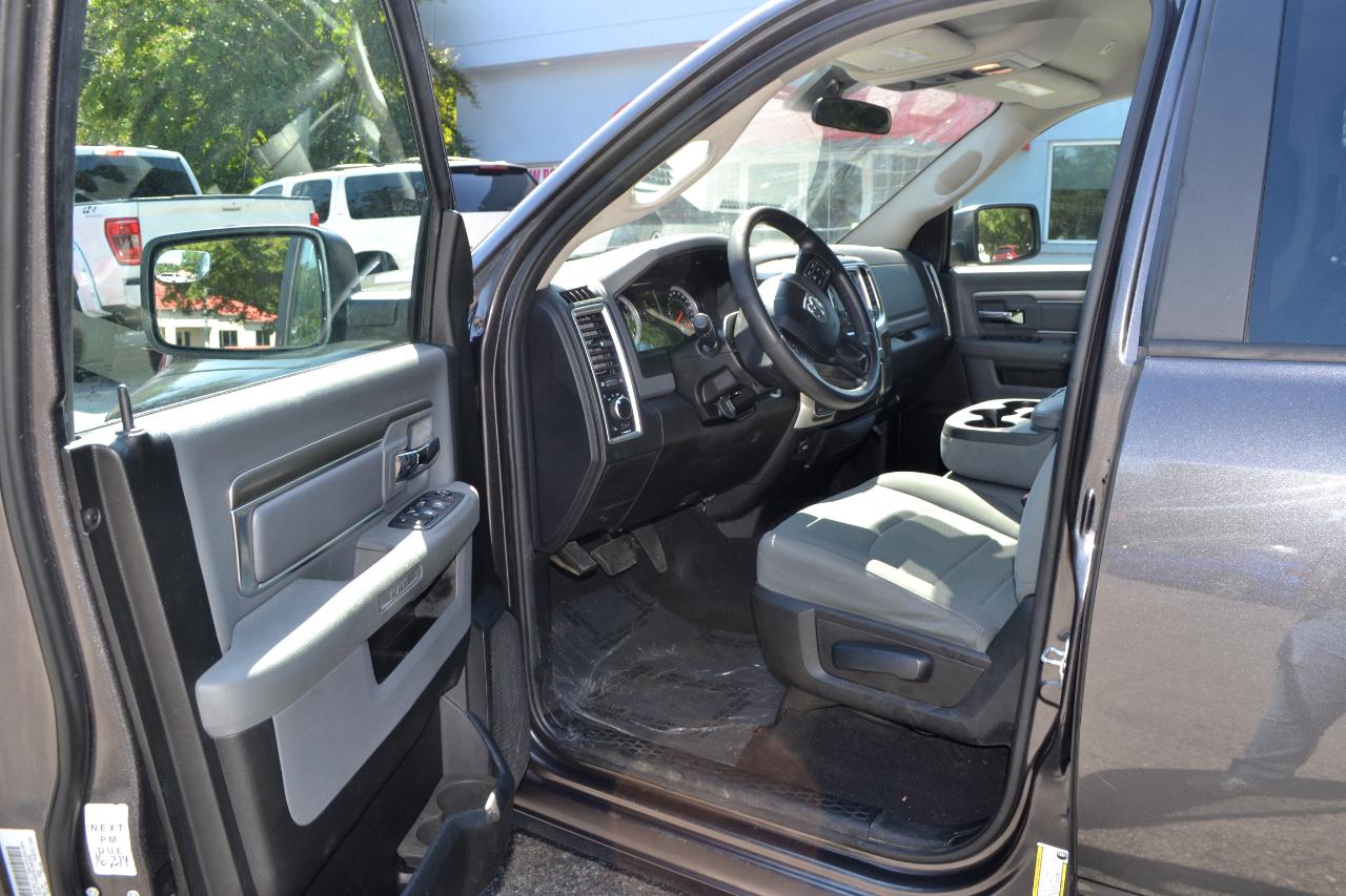 RAM 1500 Classic Tradesman Crew Cab LWB 4WD 2020