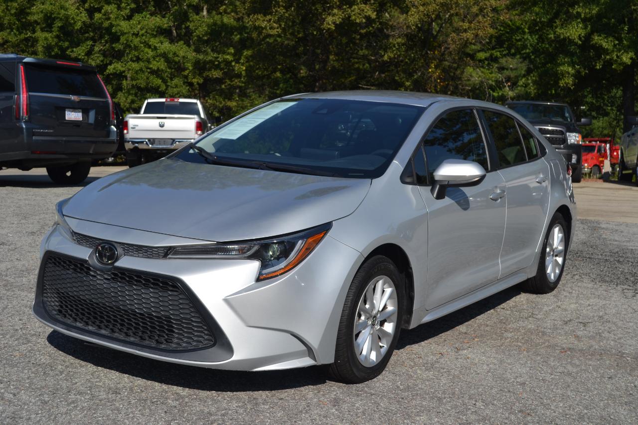Toyota Corolla LE 2022