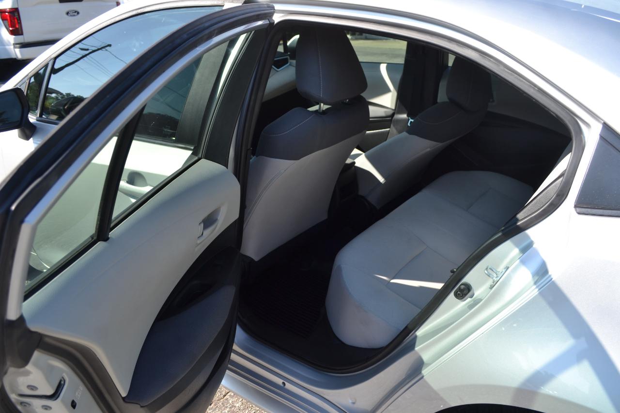 Toyota Corolla LE 2022