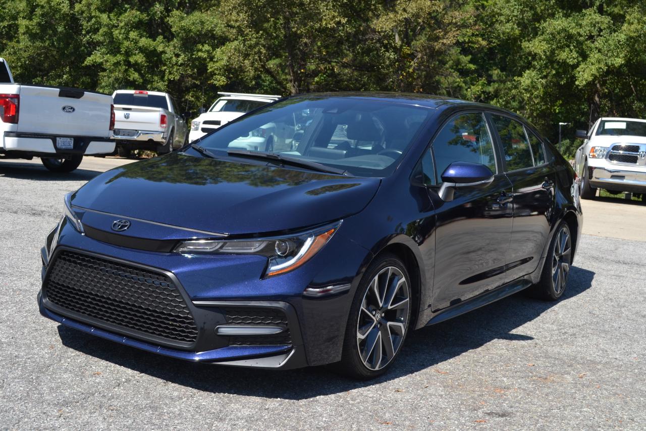Toyota Corolla SE Nightshade 2022