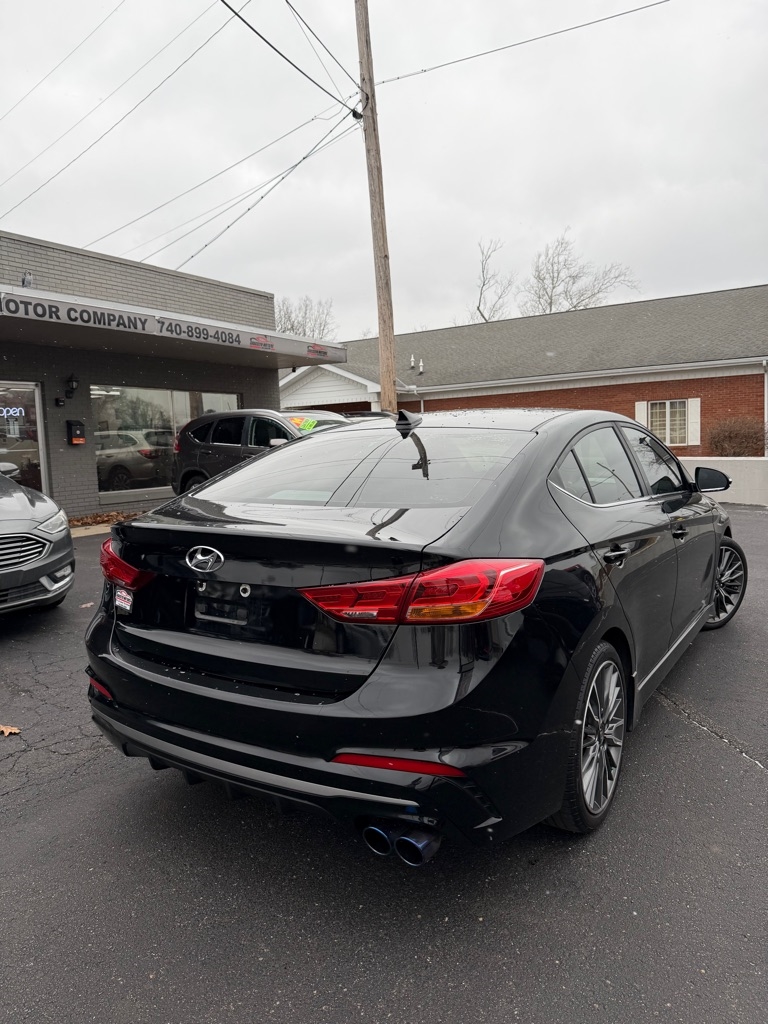 Hyundai Elantra  2018