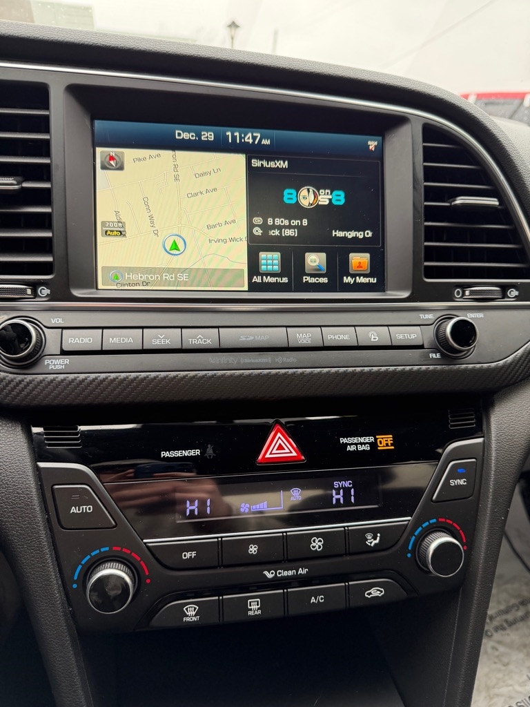 Hyundai Elantra  2018