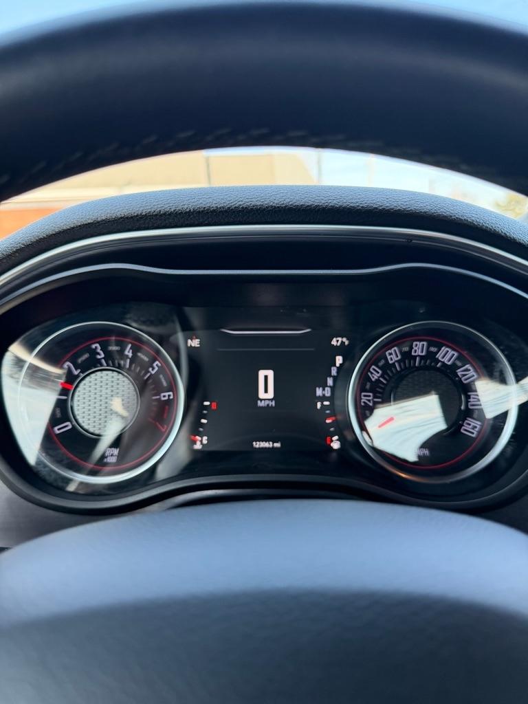 Dodge Challenger  2017