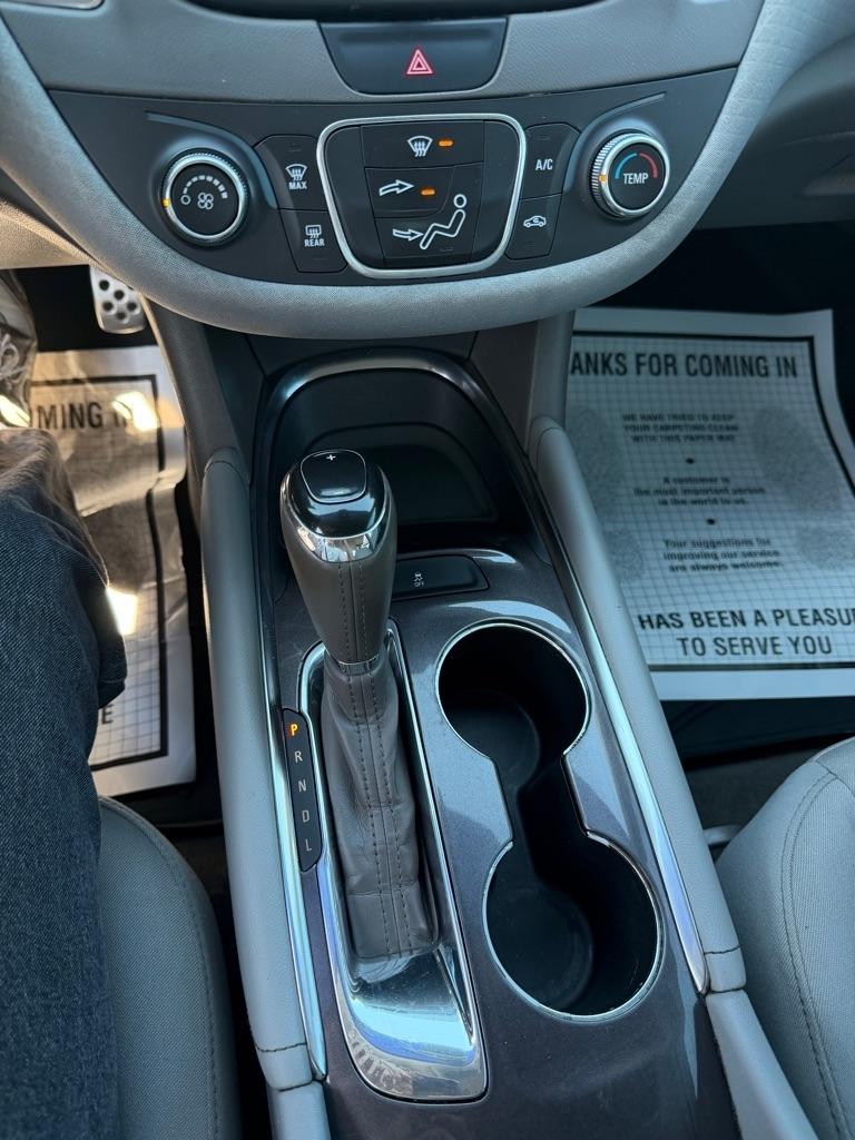 Chevrolet Malibu  2016