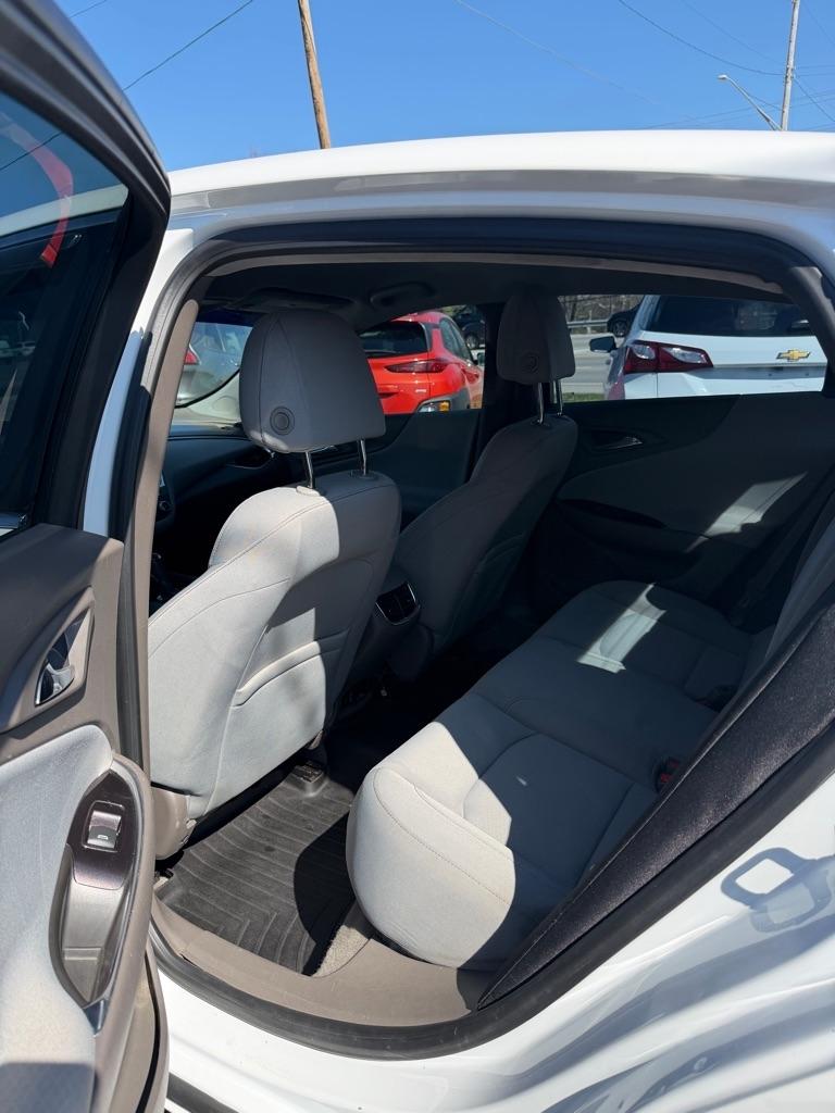 Chevrolet Malibu  2016