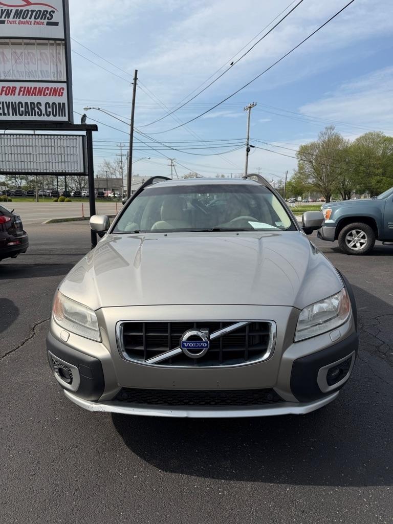 Volvo XC70  2011