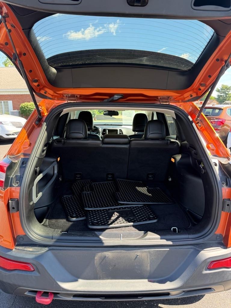 Jeep Cherokee  2015