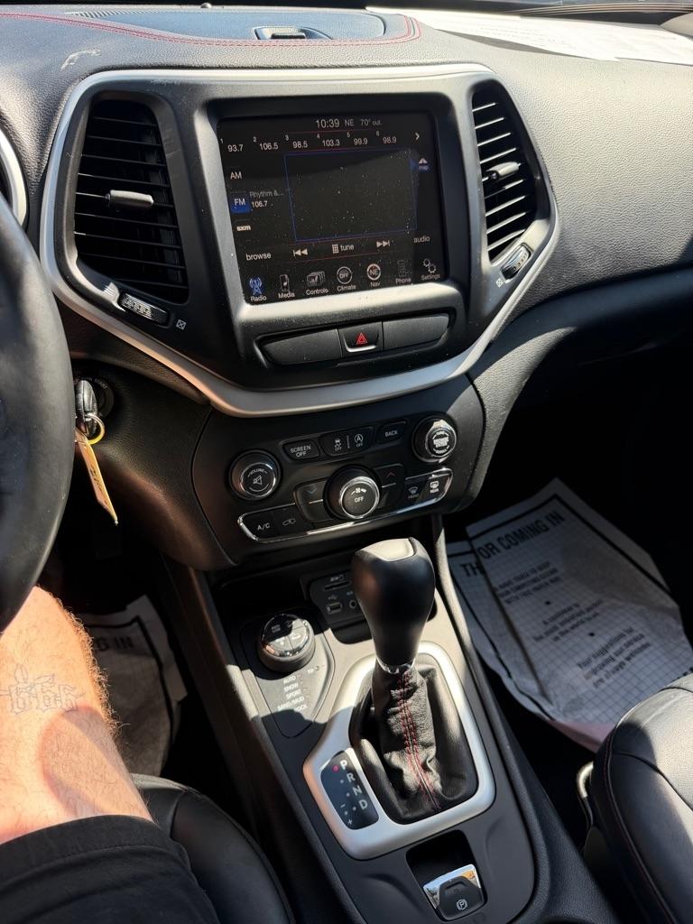 Jeep Cherokee  2015
