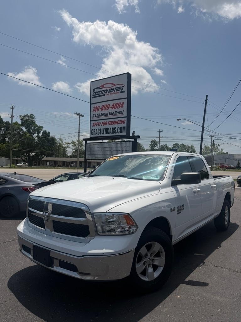 2019 RAM 1500 Classic SLT 4x4 Crew Cab 6'4's photo