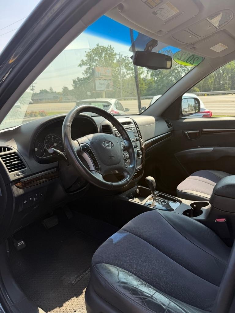 Hyundai Santa Fe  2012
