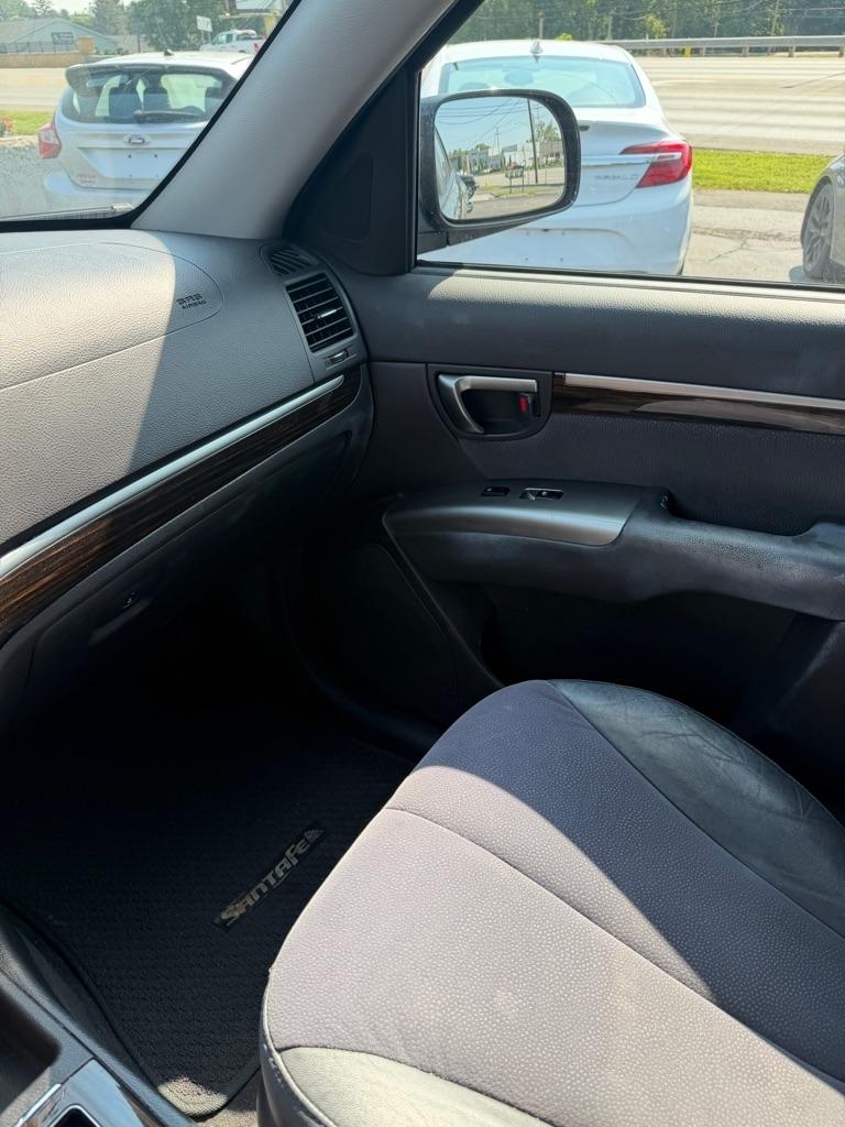 Hyundai Santa Fe  2012