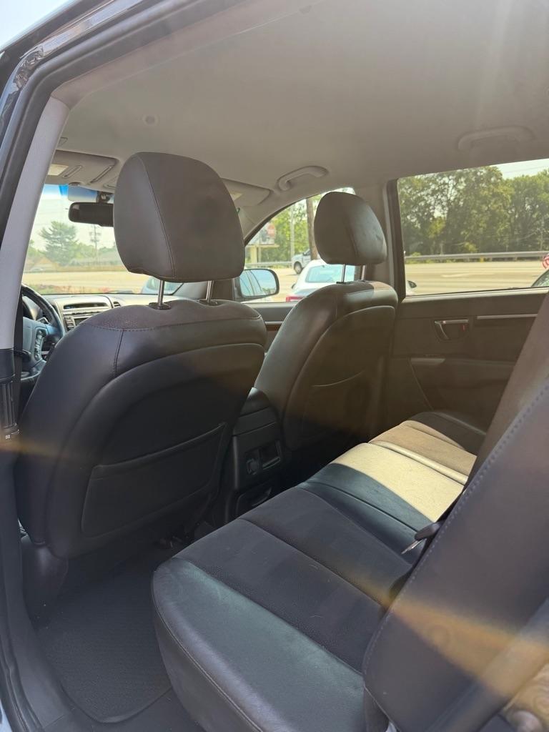 Hyundai Santa Fe  2012