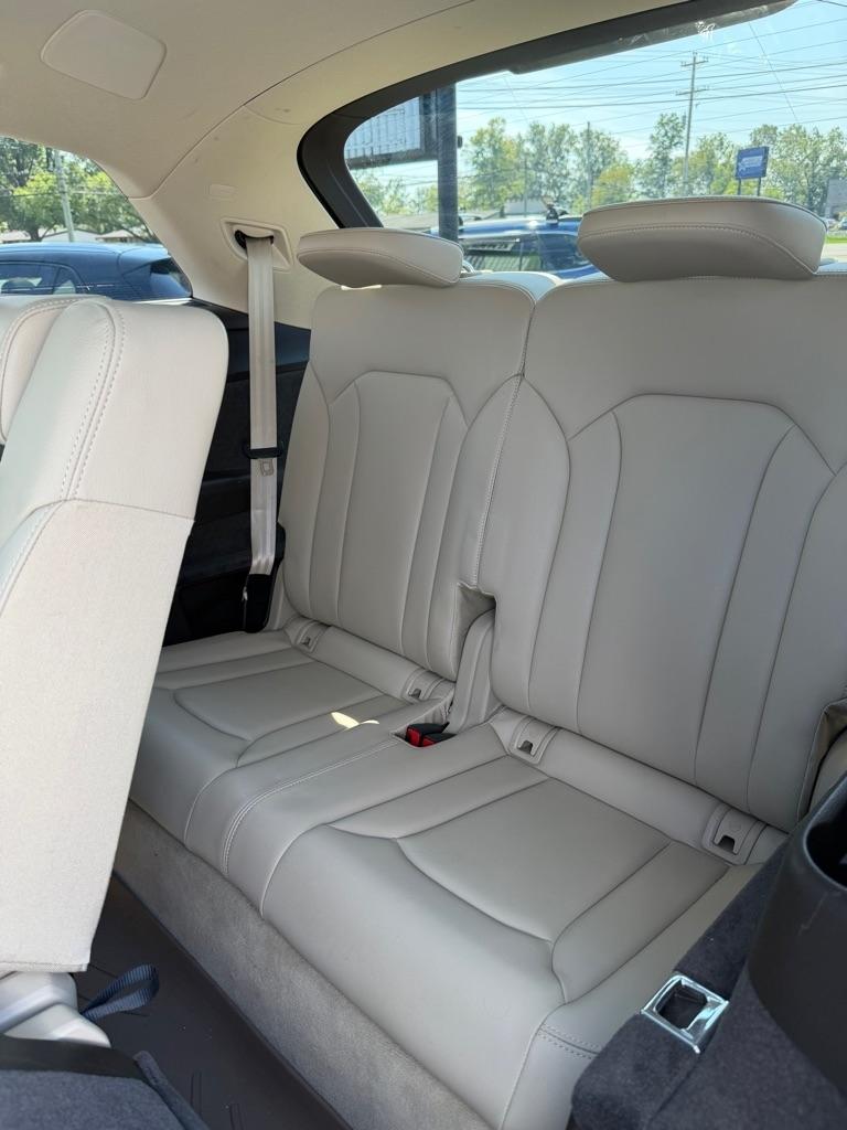 Audi Q7  2019