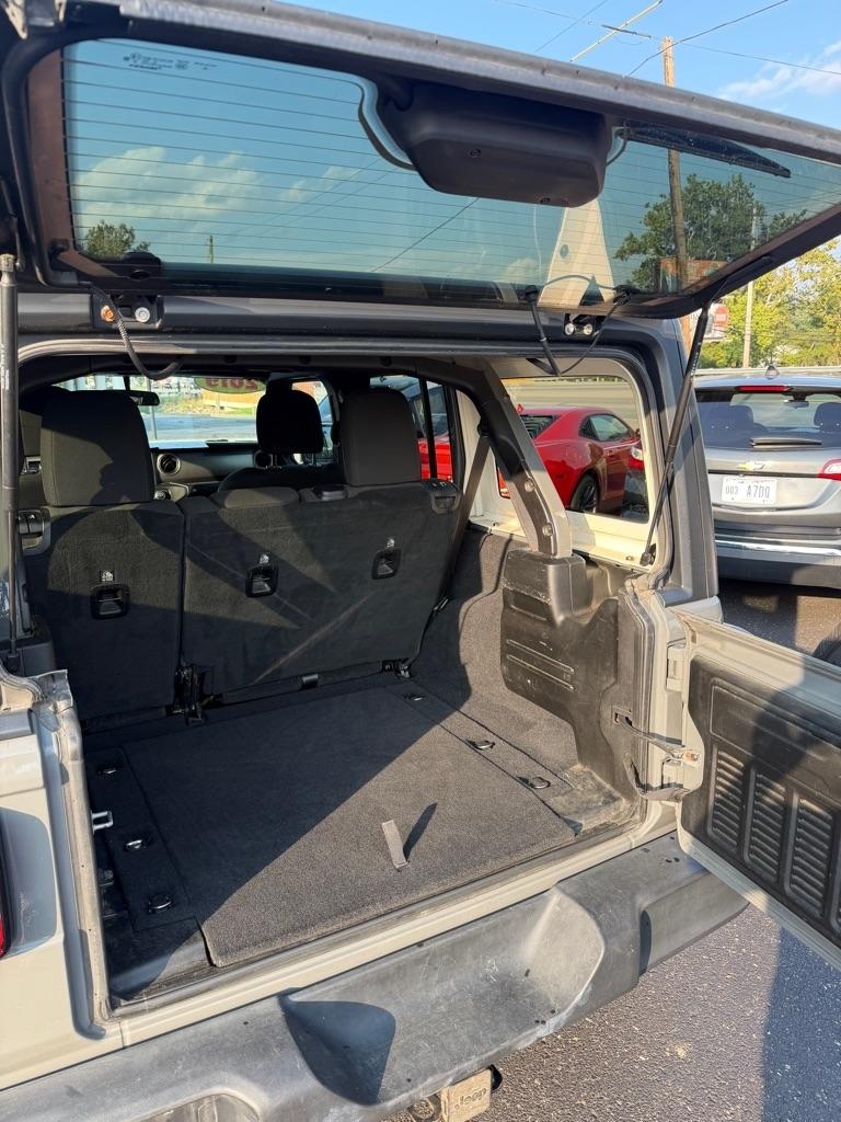 Jeep Wrangler  2019