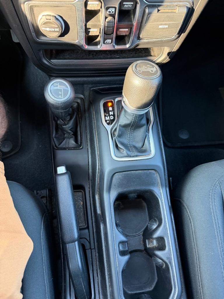 Jeep Wrangler  2019