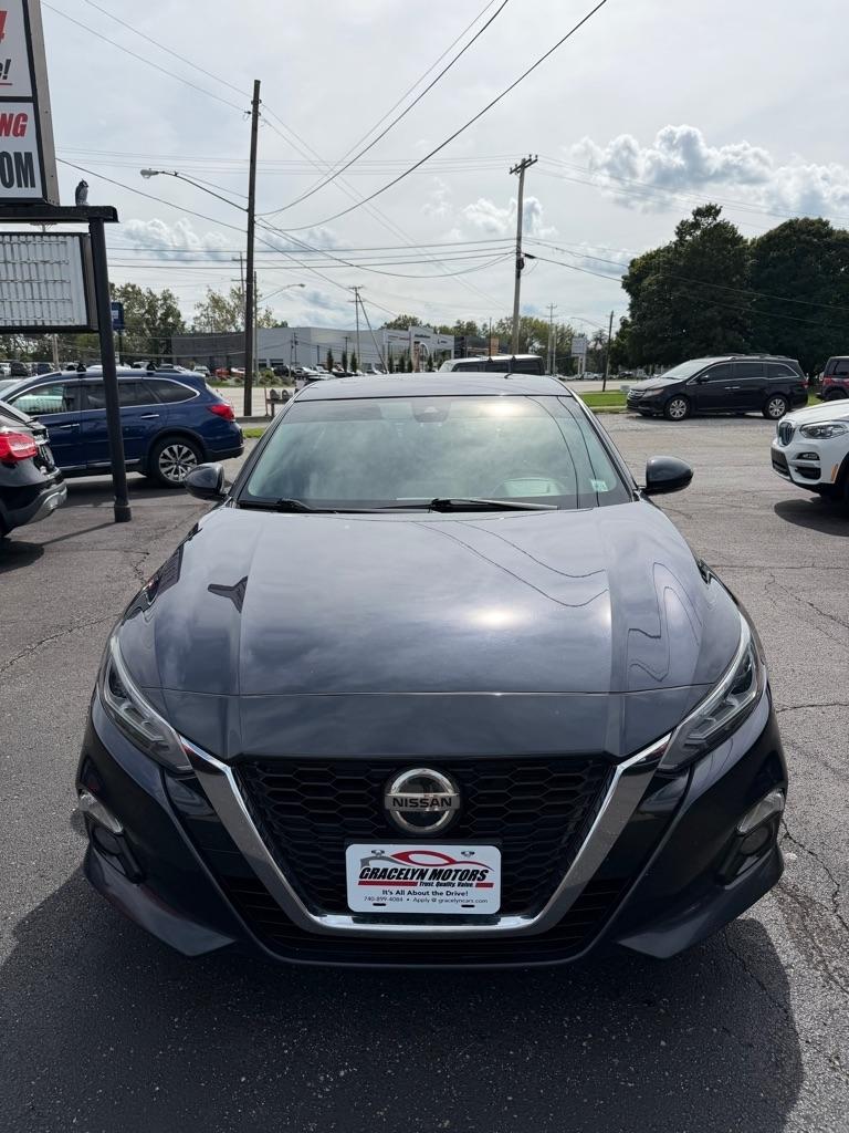 Nissan Altima  2019