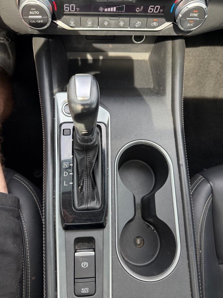 Nissan Altima  2019
