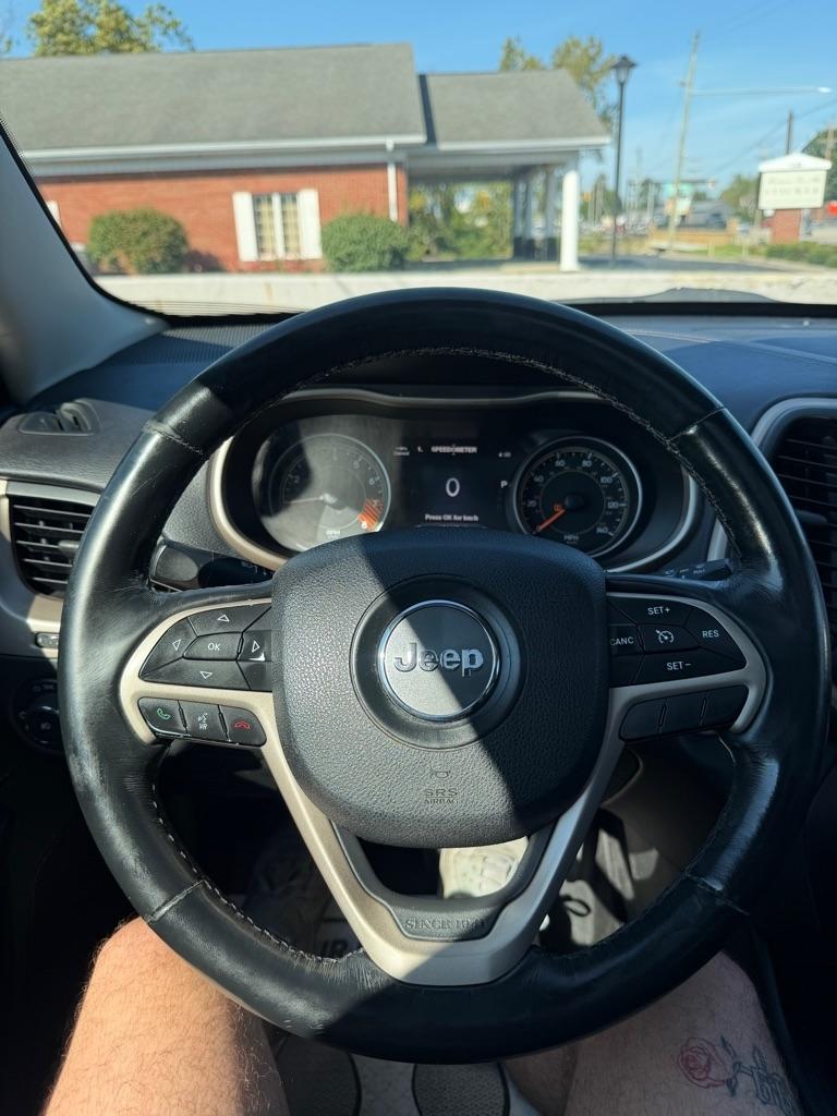 Jeep Cherokee  2015