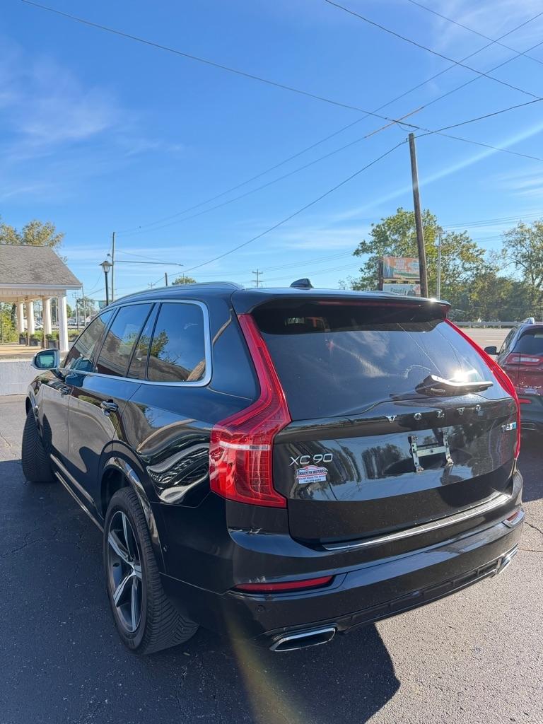 Volvo XC90  2019