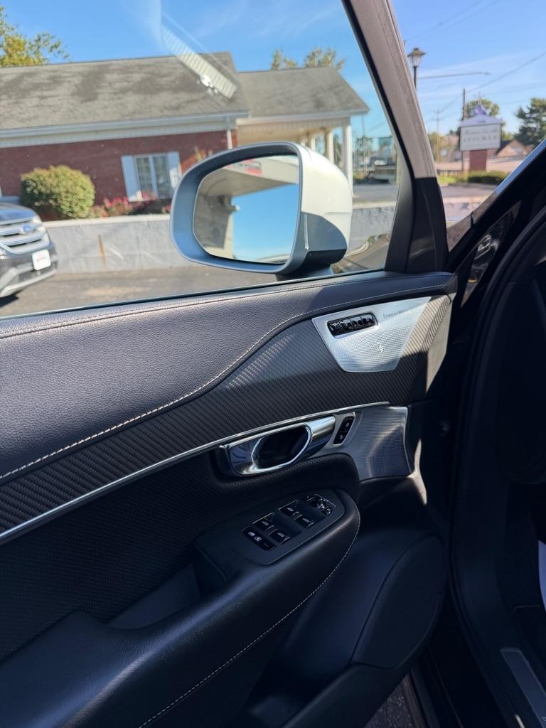 Volvo XC90  2019