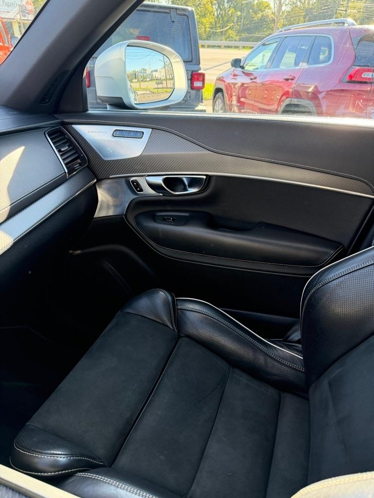 Volvo XC90  2019