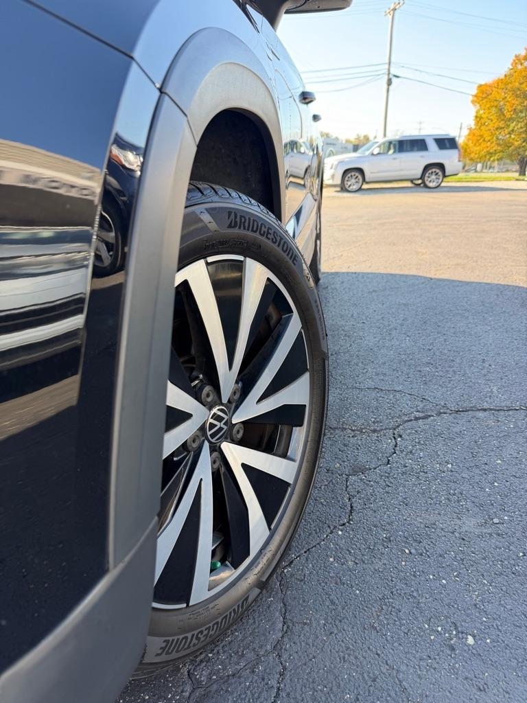 Volkswagen Taos  2022