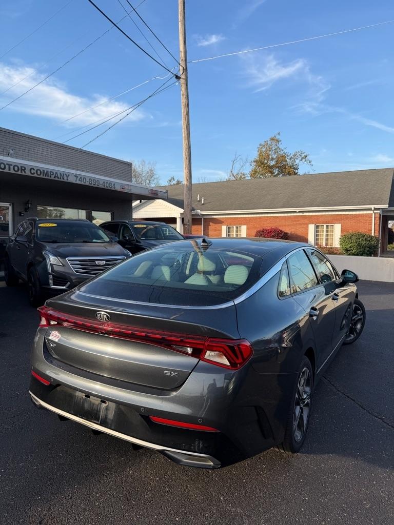 Kia K5  2021