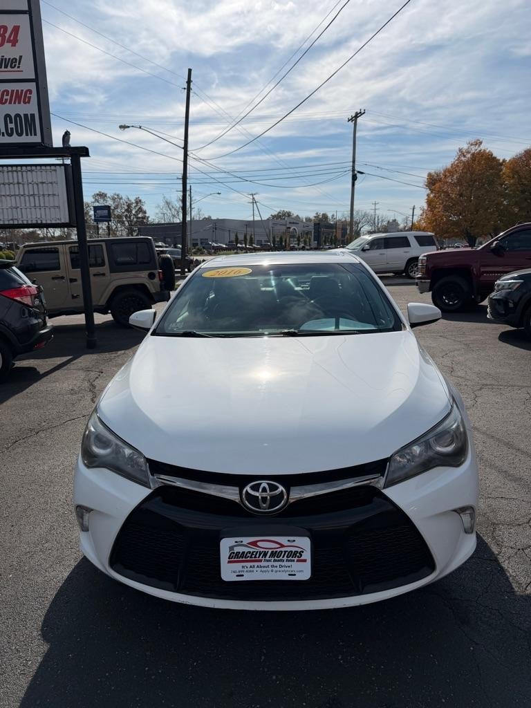 Toyota Camry  2016
