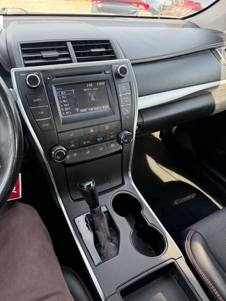 Toyota Camry  2016