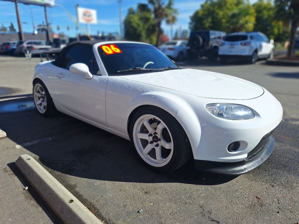 2006 Mazda MX-5 Miata Miata Sport photo 4