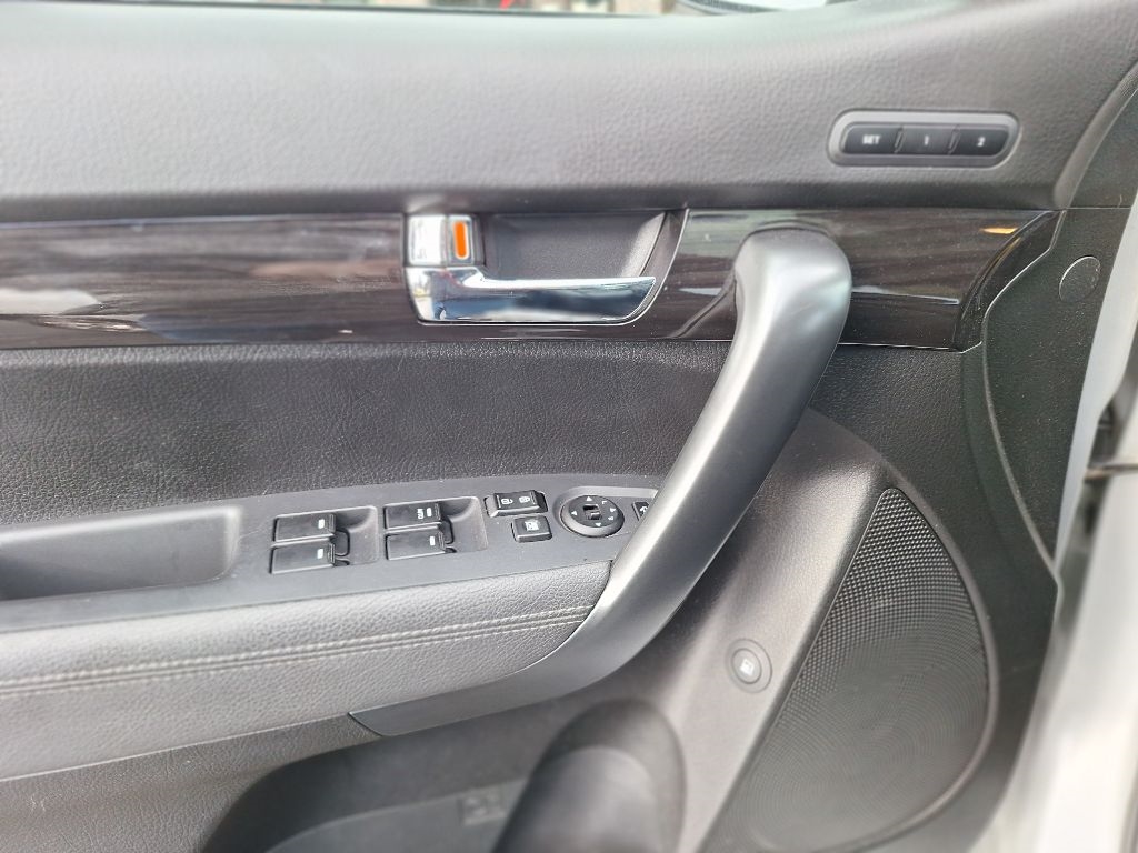 Kia Sorento SX 4WD 2012