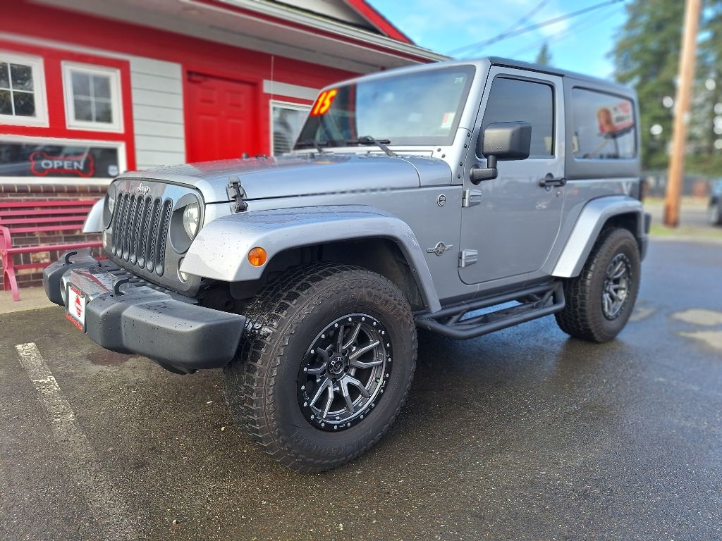 2015 Jeep Wrangler Freedom photo 2