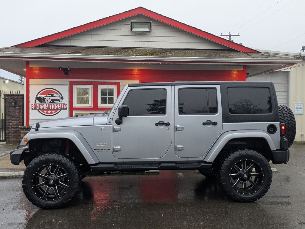 2015 Jeep Wrangler Unlimited Sahara 4WD