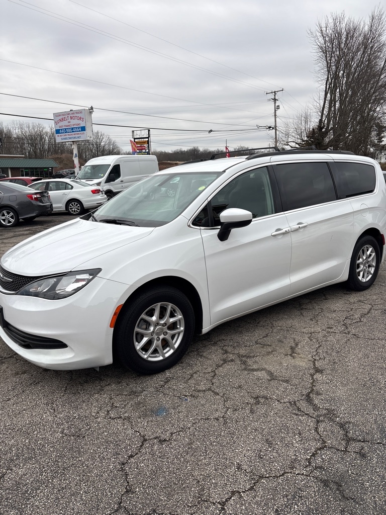 2020 Chrysler Voyager LXI