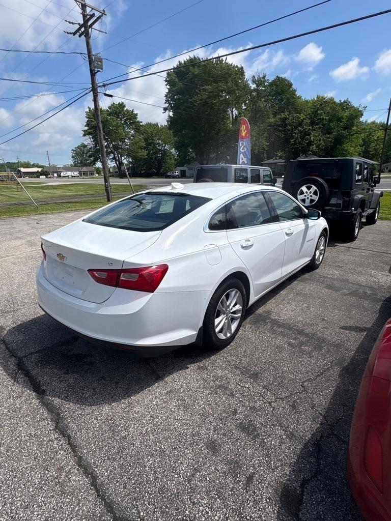 Chevrolet Malibu  2017