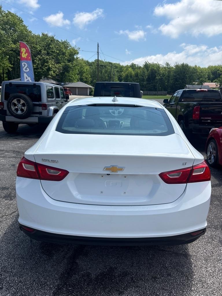 Chevrolet Malibu  2017