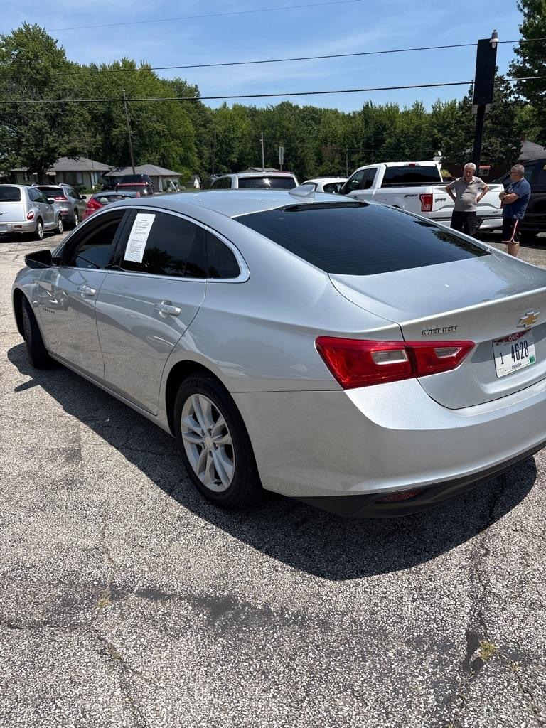 Chevrolet Malibu  2016