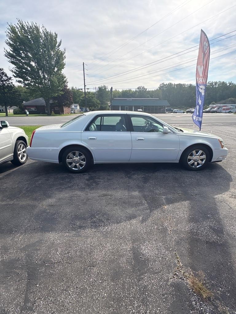 Cadillac DTS  2006