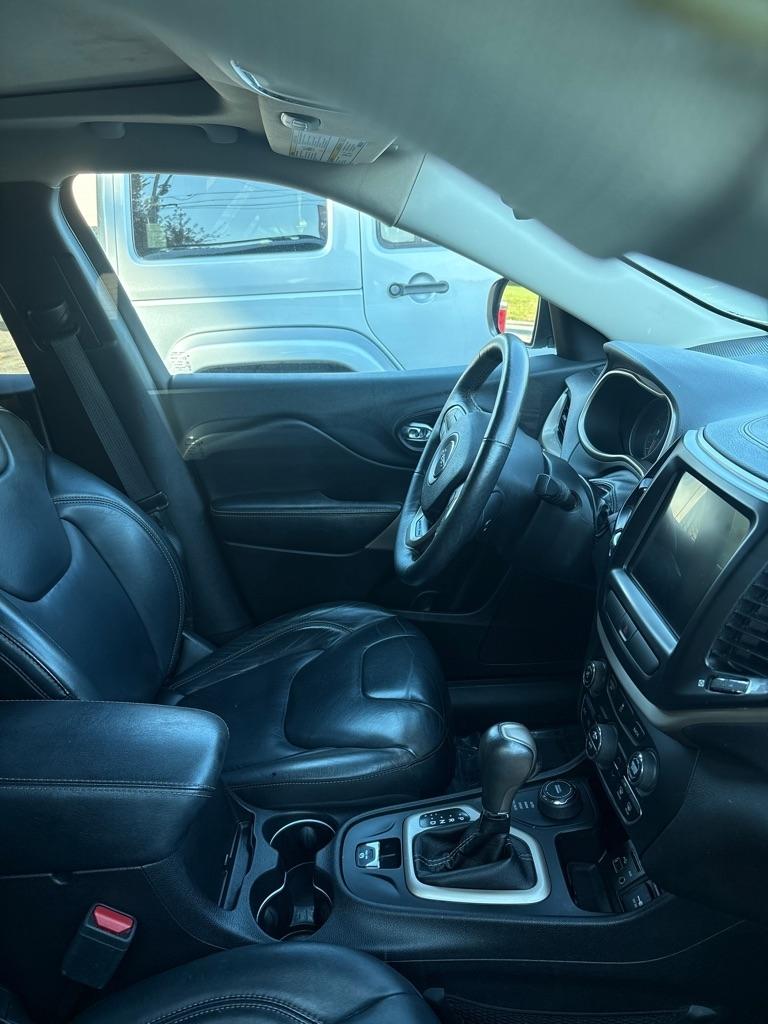 Jeep Cherokee  2017