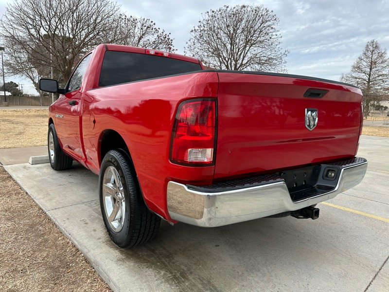 Dodge 1500 ST SWB 2WD 2012
