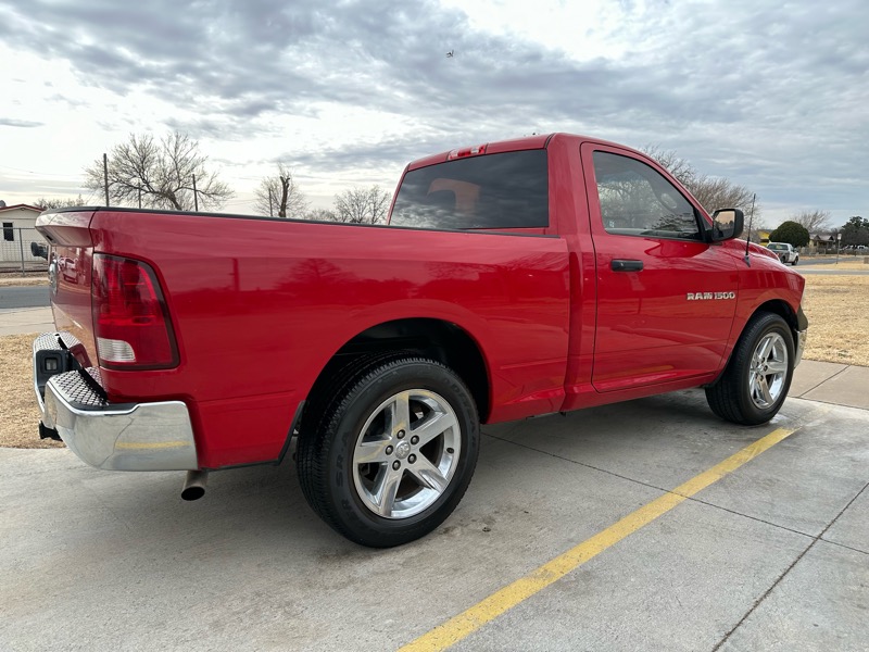 Dodge 1500 ST SWB 2WD 2012
