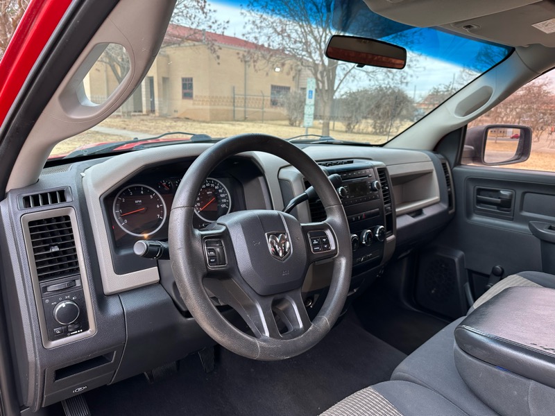 Dodge 1500 ST SWB 2WD 2012