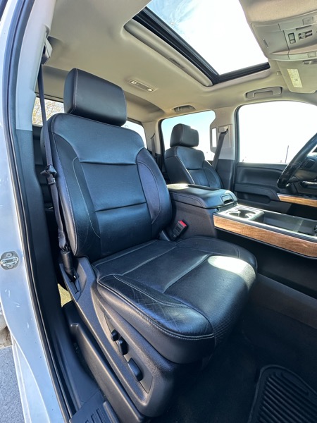 Chevrolet Silverado 1500 LTZ Crew Cab 2WD 2018