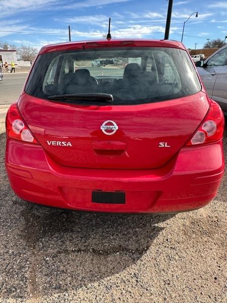 Nissan Versa 1.8 S Hatchback 2009