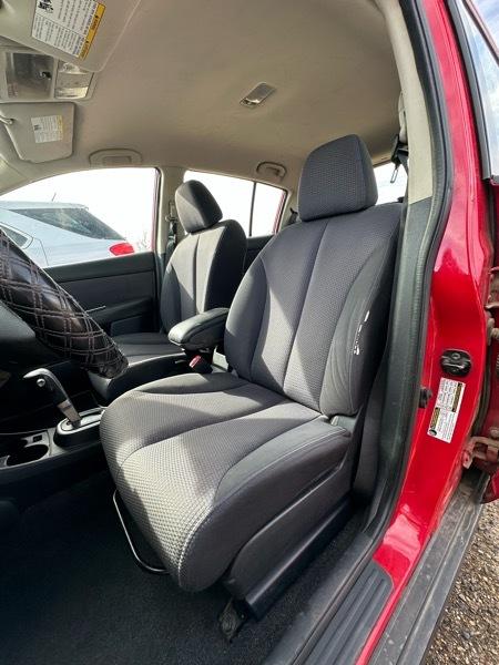 Nissan Versa 1.8 S Hatchback 2009